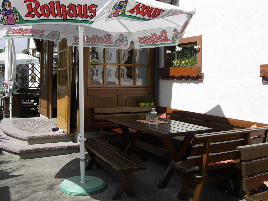 Gasthaus Zum Schwanen 윌링겐-비르켄도르프 외부 사진